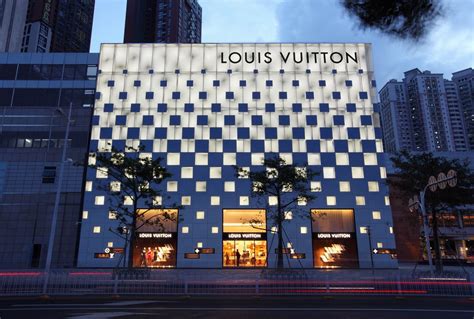 china shop louis vuitton